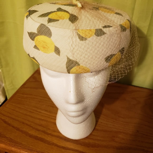 Vintage Pill Box Hat - Picture 3 of 9